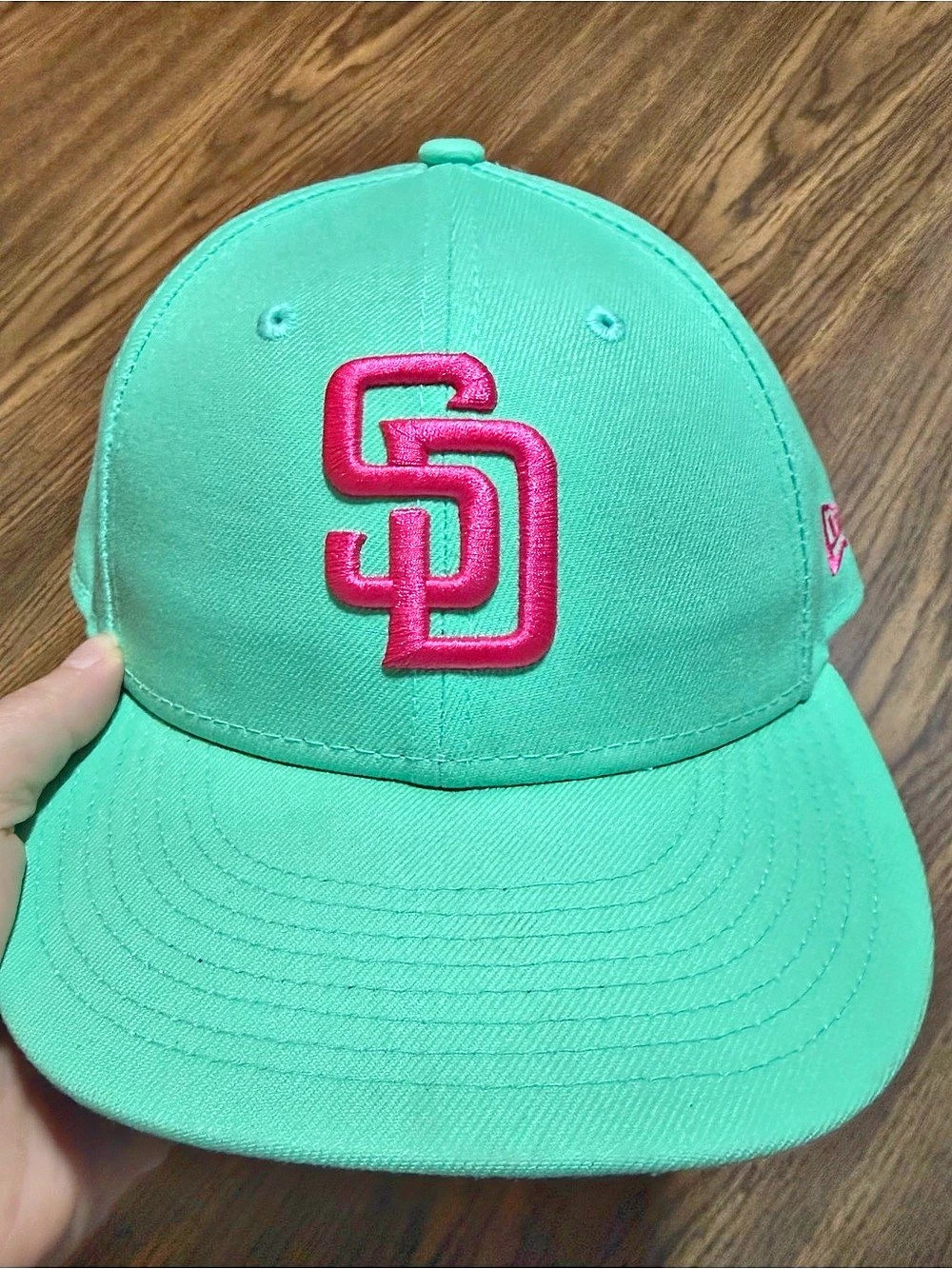 New Era San Diego Padres City Connect 59FIFTY Fitted Hat Green & Pink 7 1/2
